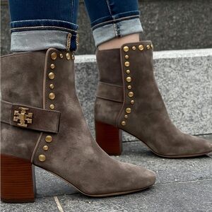 Tory Burch Kira 70MM Stud Bootie Suede 6.5